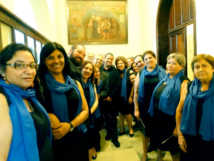 Coral da Associação Sabesp marca presença nas comemorações dos 100 anos da Igreja N.S. do Monte Serrate