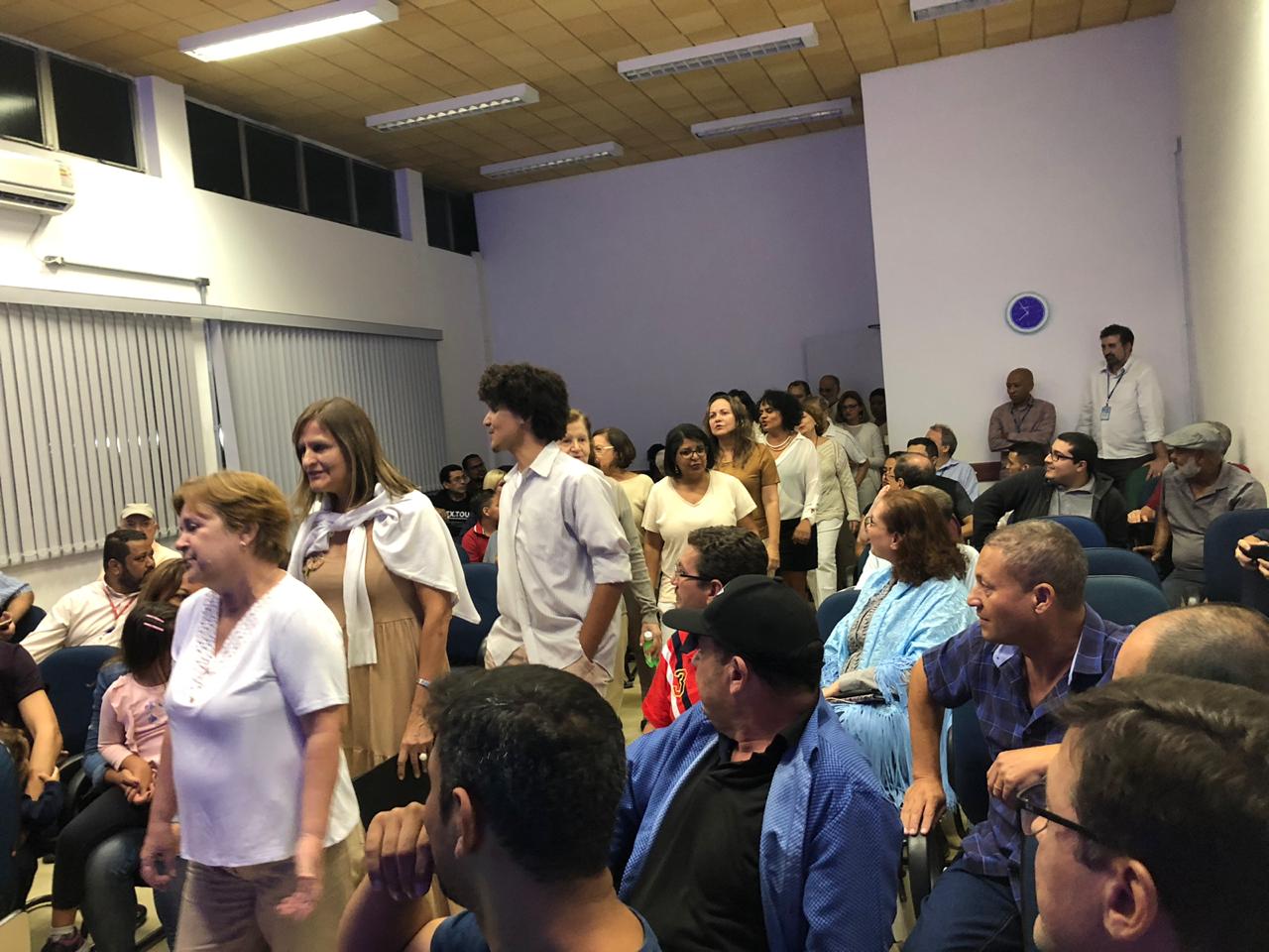 Coral faz sucesso na Estação da Luz