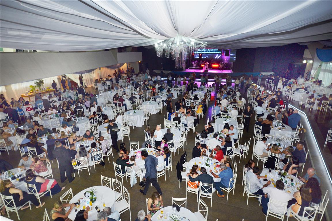 Associação Sabesp comemorou seu aniversário com um Grande Baile