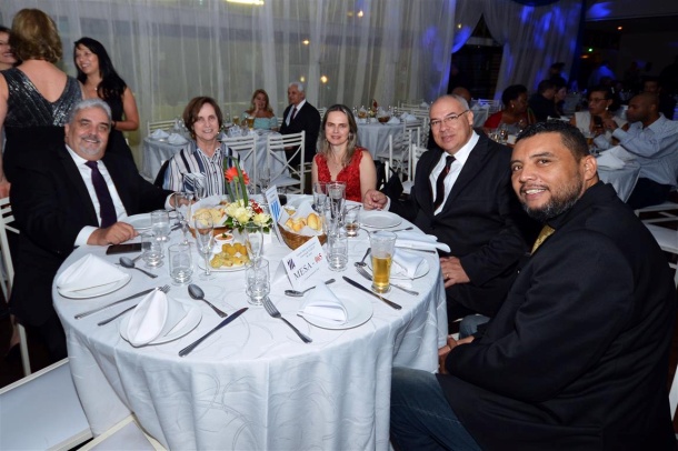 Associação Sabesp brindou seus 46 anos com um Grande Baile