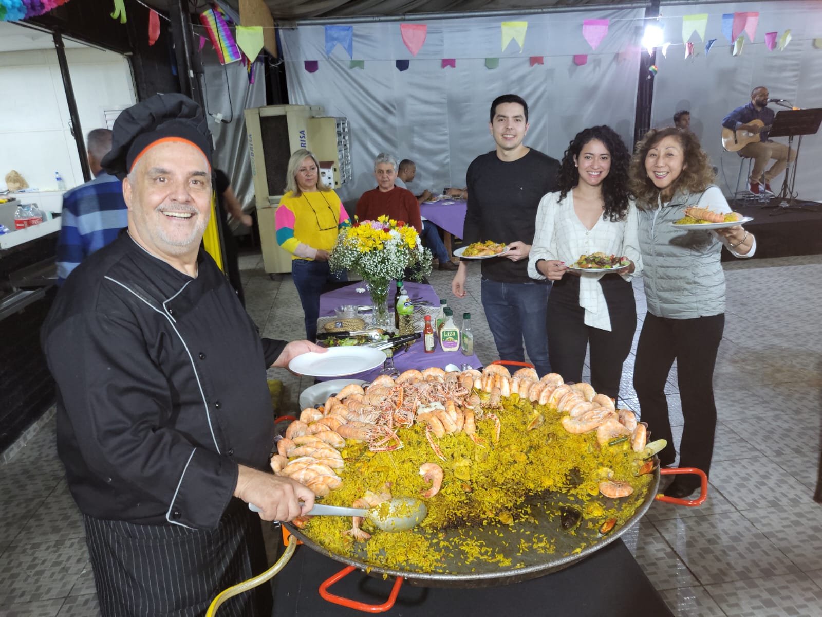O saboroso sucesso da "IV Noite da Paella da Associação Sabesp"